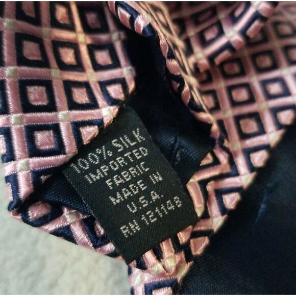 Nautica Men's 100% Silk Neck Tie Pink Square Geometric Print 60" Long - Picture 4 of 6